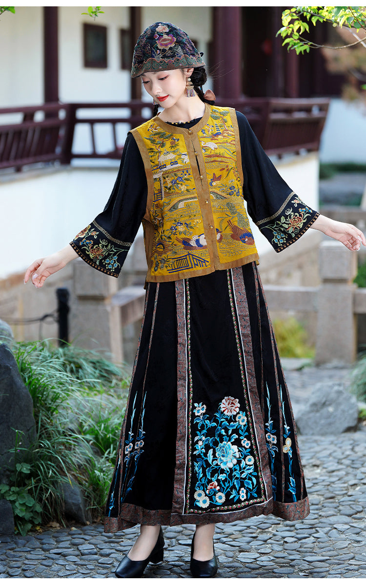 新中式重工民族风复古刺绣马甲天丝缎面背心坎肩圆领外套