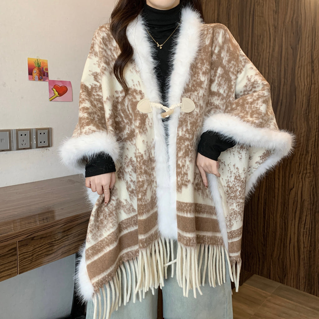 高级感水墨画毛毛拼接披肩外套女冬新款新中式气质流苏大斗篷