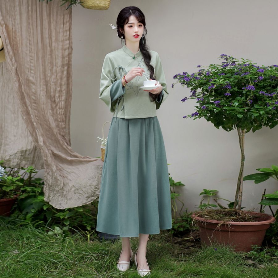 新中式国风改良旗袍鹿皮绒复古上衣半身裙两件套
