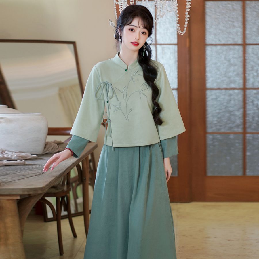 新中式国风改良旗袍鹿皮绒复古上衣半身裙两件套