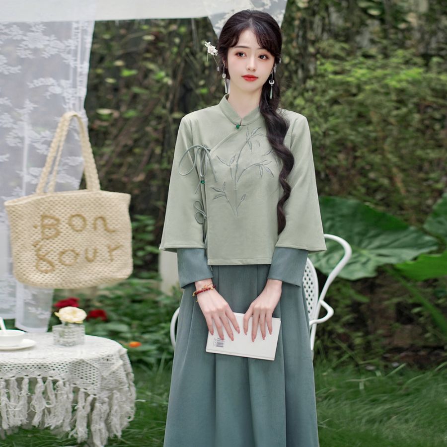 新中式国风改良旗袍鹿皮绒复古上衣半身裙两件套